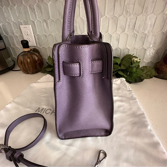 Michael Kors Lavender Saffiano Leather Satchel Bag With Detachable Strap & Dust - Picture 11 of 16